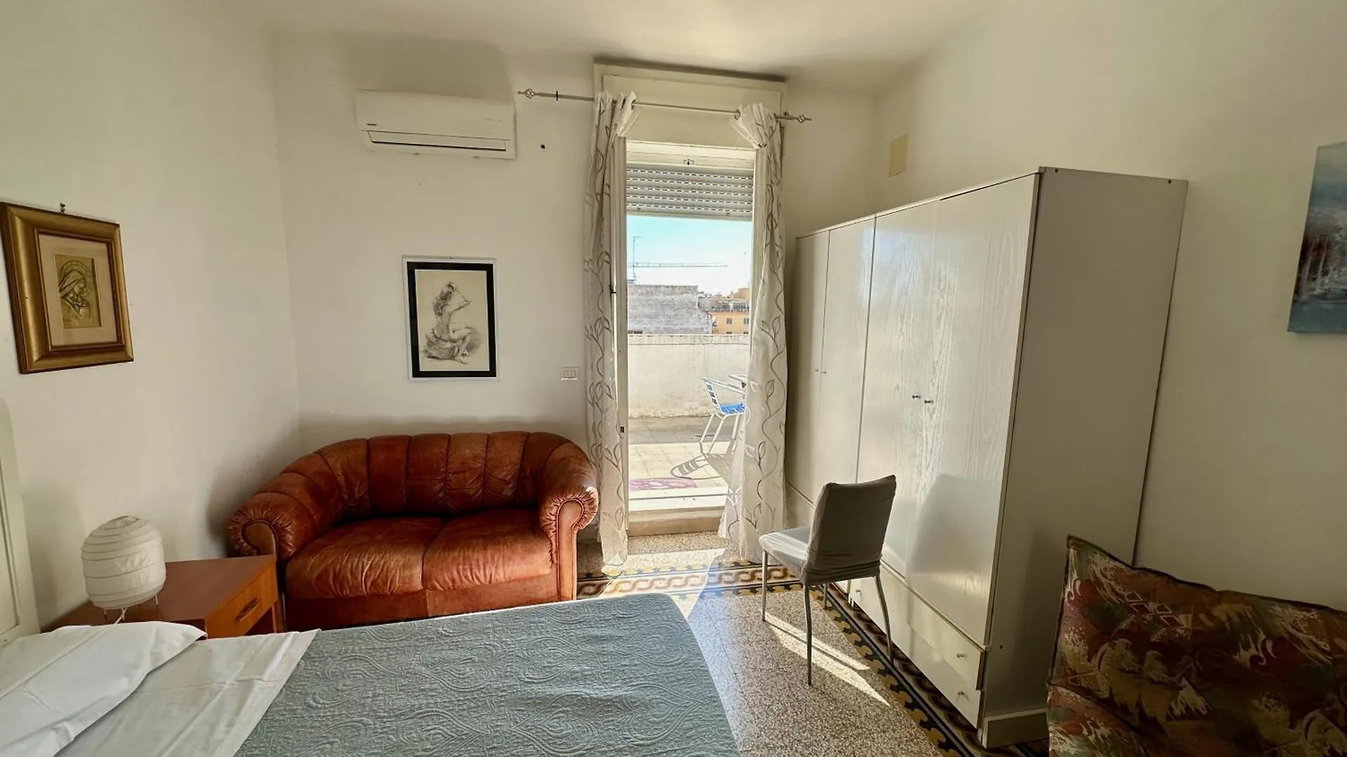 Apartment Appartamento Via Trevisani Bari Italy